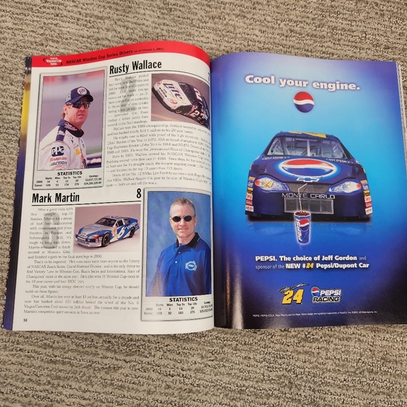 NASCAR 2001 Daytona 500 Race Day Souvenir Program Magazine Poster Newspaper CD - Picture 3 of 8